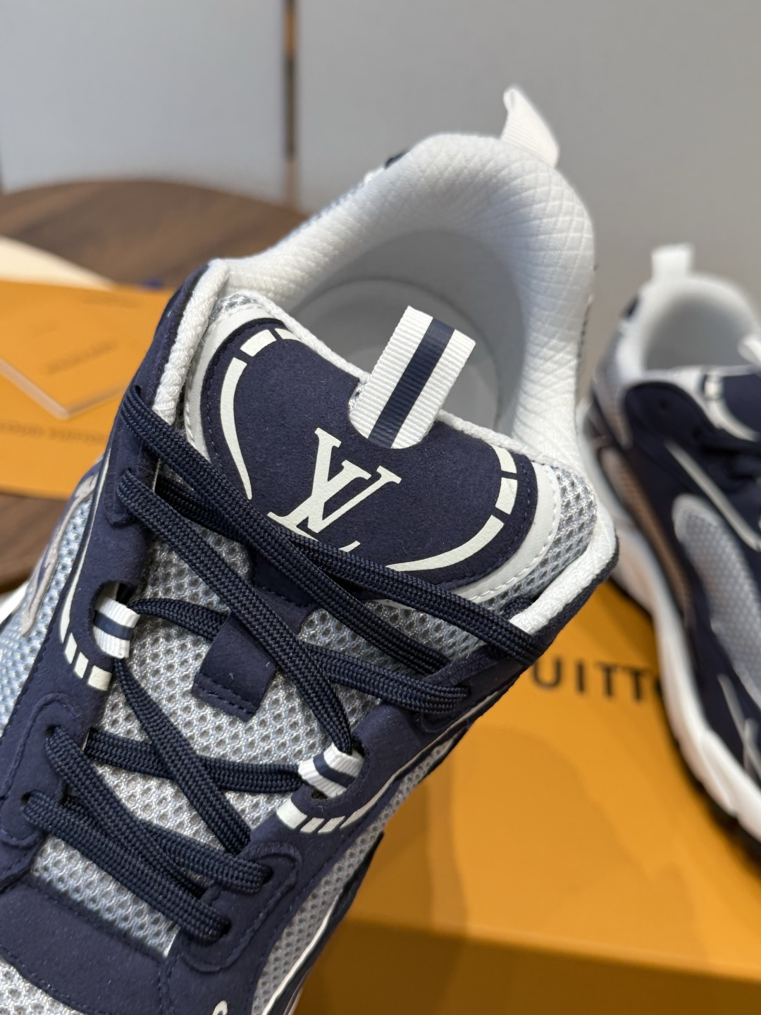 Louis Vuitton Sneakers