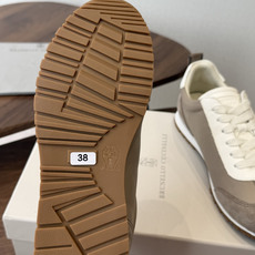 Brunello Cucinelli 26ss最新 Bc 系带 休闲鞋 鞋面进口麂皮/进口牛皮 内里进口羊皮 0.5 Brunello Cucinelli 26ss最新 Bc 系带 休闲鞋 鞋面进口麂皮/进口牛皮 内里进口羊皮 0.5