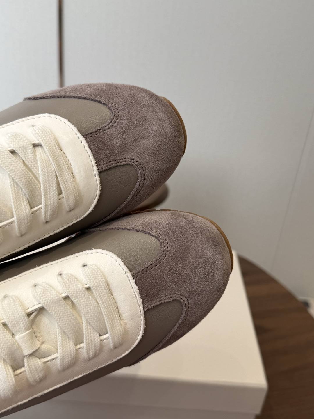Brunello Cucinelli 26ss最新 Bc 系带 休闲鞋 鞋面进口麂皮/进口牛皮 内里进口羊皮 0.5 Brunello Cucinelli 26ss最新 Bc 系带 休闲鞋 鞋面进口麂皮/进口牛皮 内里进口羊皮 0.5