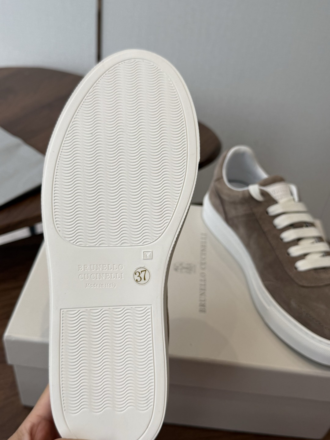Brunello Cucinelli 26ss最新 Bc 系带 休闲鞋 鞋面进口麂皮/进口牛皮 内里进口羊皮 0.5 Brunello Cucinelli 26ss最新 Bc 系带 休闲鞋 鞋面进口麂皮/进口牛皮 内里进口羊皮 0.5