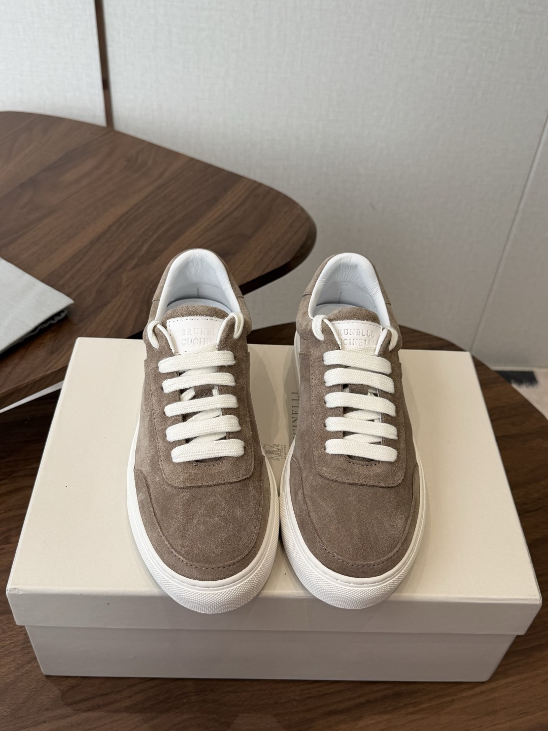 Brunello Cucinelli 26ss最新 Bc 系带 休闲鞋 鞋面进口麂皮/进口牛皮 内里进口羊皮 0.5 Brunello Cucinelli 26ss最新 Bc 系带 休闲鞋 鞋面进口麂皮/进口牛皮 内里进口羊皮 0.5