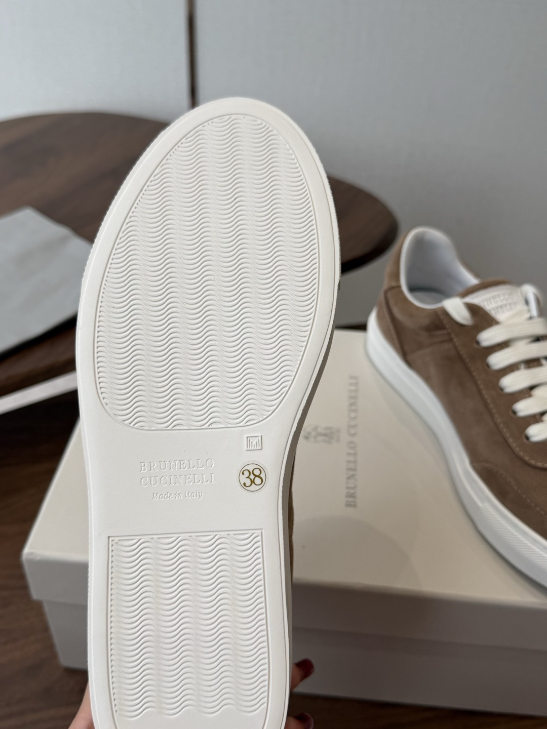 Brunello Cucinelli 26ss最新 Bc 系带 休闲鞋 鞋面进口麂皮/进口牛皮 内里进口羊皮 0.5 Brunello Cucinelli 26ss最新 Bc 系带 休闲鞋 鞋面进口麂皮/进口牛皮 内里进口羊皮 0.5