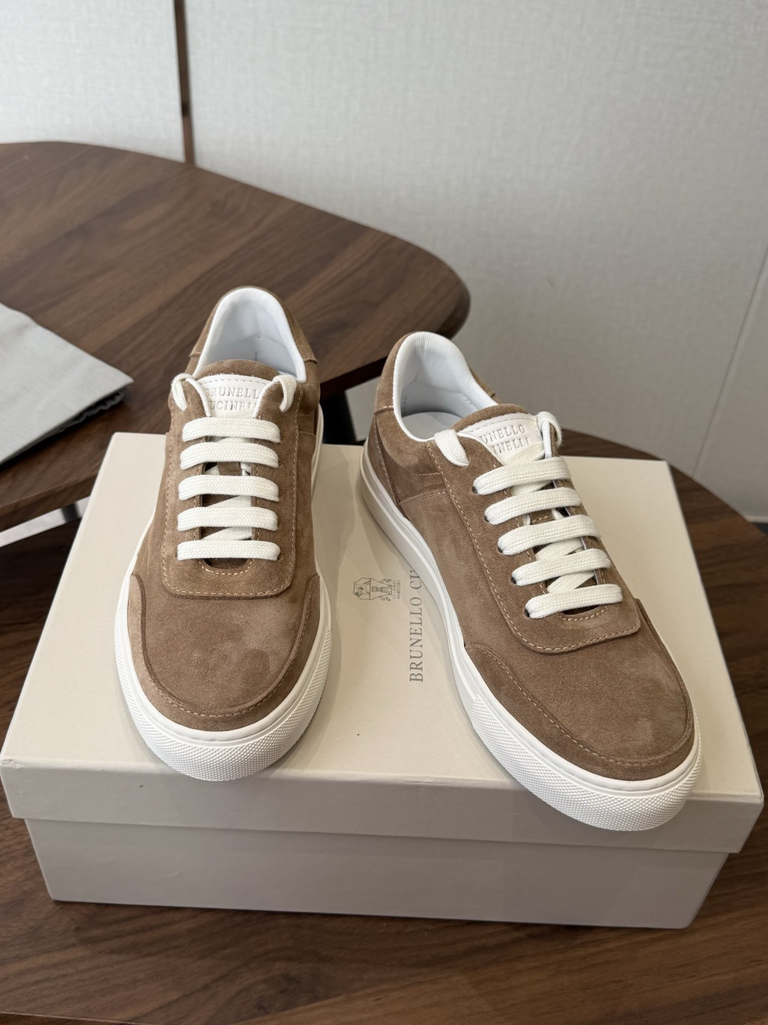 Brunello Cucinelli 26ss最新 Bc 系带 休闲鞋 鞋面进口麂皮/进口牛皮 内里进口羊皮 0.5 Brunello Cucinelli 26ss最新 Bc 系带 休闲鞋 鞋面进口麂皮/进口牛皮 内里进口羊皮 0.5