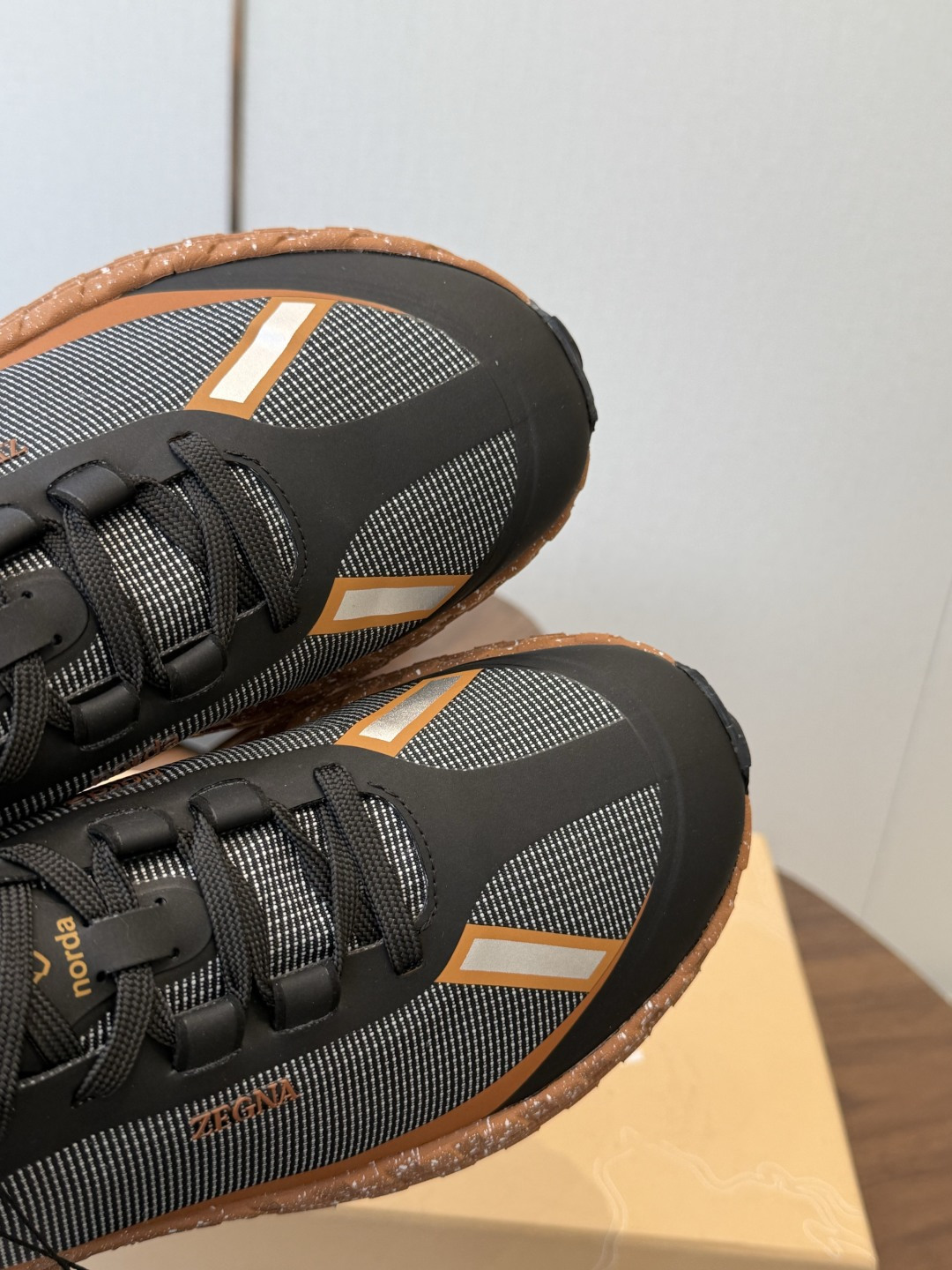 ZEGNA 杰尼亚 （男款）系列 户外 休闲 厚底运动鞋  原版购入开发 做货 这款黑色皮革 Triple Stitch