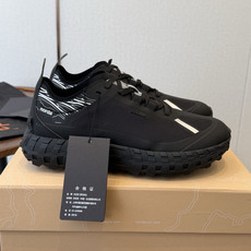 ZEGNA 杰尼亚 (男款)系列 户外 休闲 厚底运动鞋 原版购入开发 做货 这款黑色皮革 Triple Stitch ZEGNA 杰尼亚 (男款)系列 户外 休闲 厚底运动鞋 原版购入开发 做货 这款黑色皮革 Triple Stitch