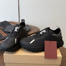 ZEGNA 杰尼亚 (男款)系列 户外 休闲 厚底运动鞋 原版购入开发 做货 这款黑色皮革 Triple Stitch ZEGNA 杰尼亚 (男款)系列 户外 休闲 厚底运动鞋 原版购入开发 做货 这款黑色皮革 Triple Stitch