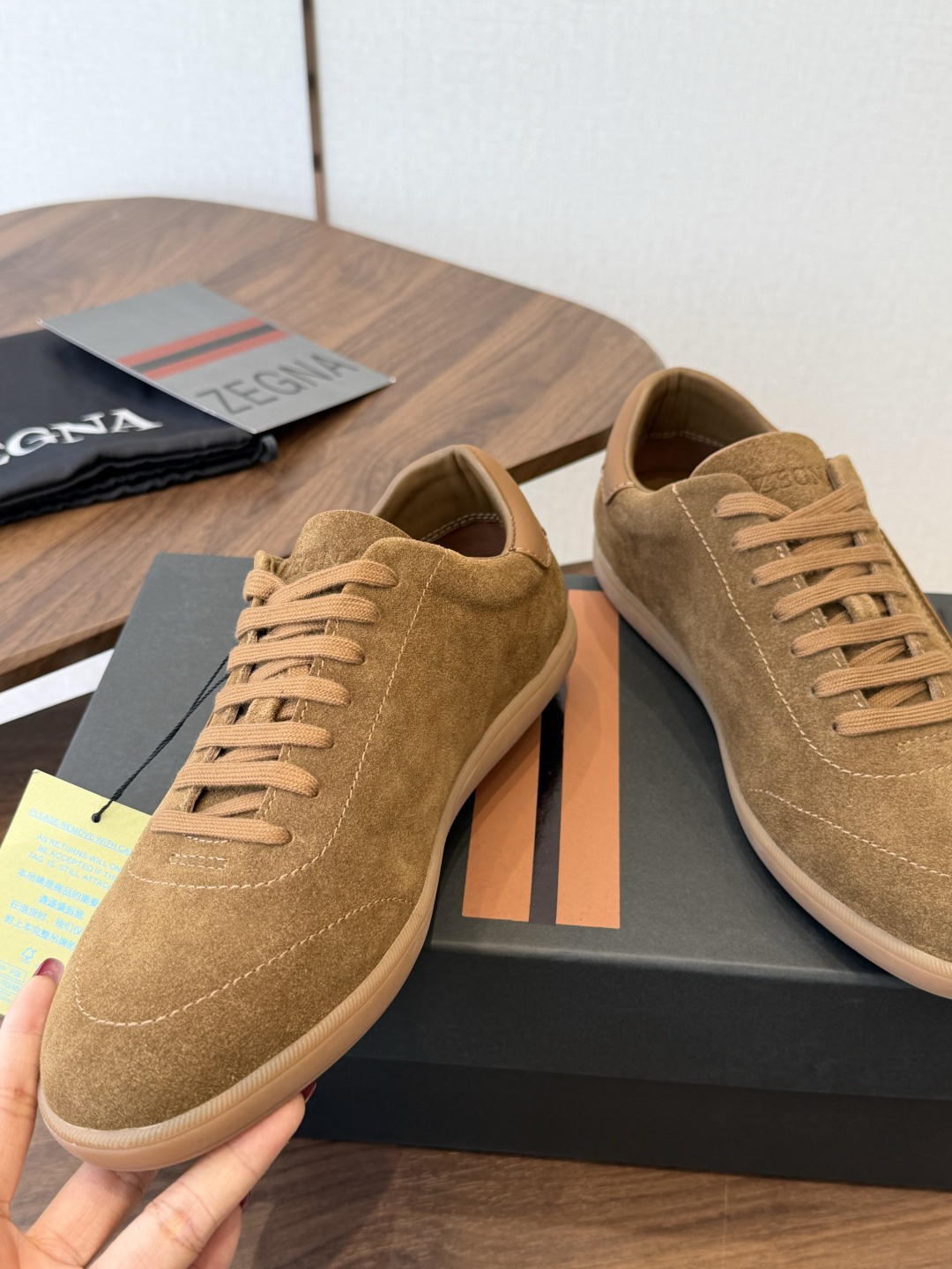 ZEGNA 杰尼亚 (男款)系列 户外 休闲 运动鞋 吴磊同款 原版购入开发 做货 这款黑色皮革 Triple Stit ZEGNA 杰尼亚 (男款)系列 户外 休闲 运动鞋 吴磊同款 原版购入开发 做货 这款黑色皮革 Triple Stit