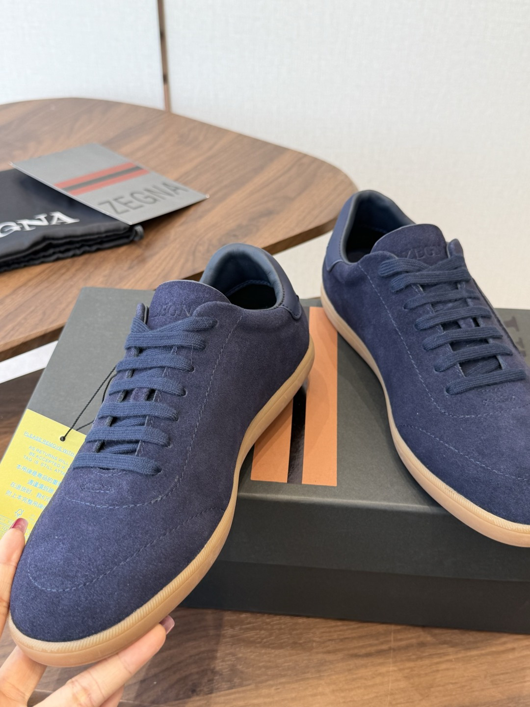ZEGNA 杰尼亚 (男款)系列 户外 休闲 运动鞋 吴磊同款 原版购入开发 做货 这款黑色皮革 Triple Stit ZEGNA 杰尼亚 (男款)系列 户外 休闲 运动鞋 吴磊同款 原版购入开发 做货 这款黑色皮革 Triple Stit