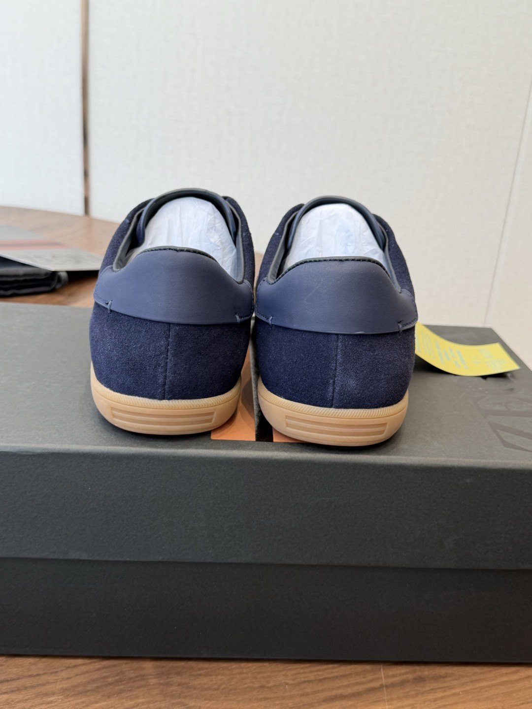 ZEGNA 杰尼亚 (男款)系列 户外 休闲 运动鞋 吴磊同款 原版购入开发 做货 这款黑色皮革 Triple Stit ZEGNA 杰尼亚 (男款)系列 户外 休闲 运动鞋 吴磊同款 原版购入开发 做货 这款黑色皮革 Triple Stit