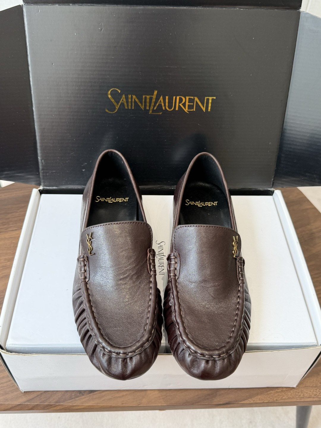 (⚠️官网同步✈️盒包装) YSL Yves Saint Laurent (杨树林)大爆款情侣 樂福鞋小牛皮制造 平 (⚠️官网同步✈️盒包装) YSL Yves Saint Laurent (杨树林)大爆款情侣 樂福鞋小牛皮制造 平