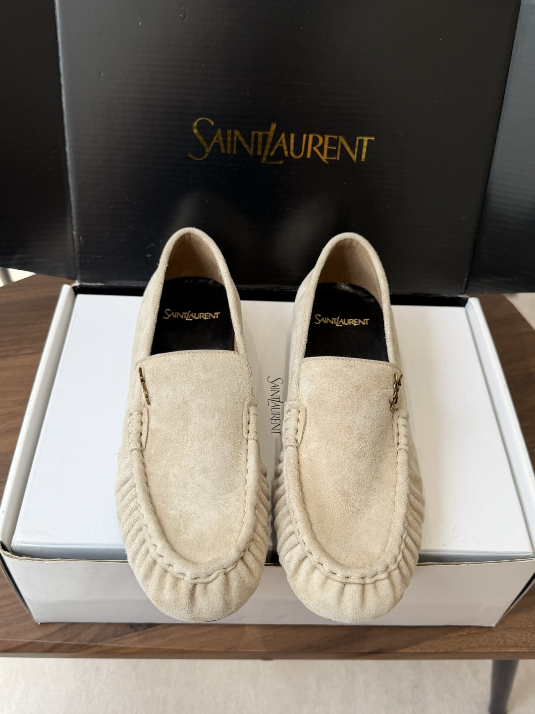 (⚠️官网同步✈️盒包装) YSL Yves Saint Laurent (杨树林)大爆款情侣 樂福鞋小牛皮制造 平 (⚠️官网同步✈️盒包装) YSL Yves Saint Laurent (杨树林)大爆款情侣 樂福鞋小牛皮制造 平