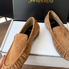(⚠️官网同步✈️盒包装) YSL Yves Saint Laurent (杨树林)大爆款情侣 樂福鞋小牛皮制造 平 (⚠️官网同步✈️盒包装) YSL Yves Saint Laurent (杨树林)大爆款情侣 樂福鞋小牛皮制造 平