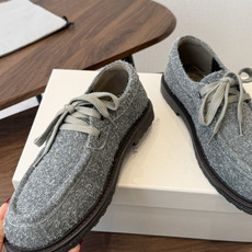 Brunello Cucinelli 26ss 秋冬新款复古乐福鞋‼ BC是意大利知名品牌,极简主义风格,纯手工串联珠链 Brunello Cucinelli 26ss 秋冬新款复古乐福鞋‼ BC是意大利知名品牌,极简主义风格,纯手工串联珠链