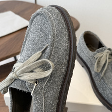 Brunello Cucinelli 26ss 秋冬新款复古乐福鞋‼ BC是意大利知名品牌,极简主义风格,纯手工串联珠链 Brunello Cucinelli 26ss 秋冬新款复古乐福鞋‼ BC是意大利知名品牌,极简主义风格,纯手工串联珠链