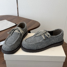 Brunello Cucinelli 26ss 秋冬新款复古乐福鞋‼ BC是意大利知名品牌,极简主义风格,纯手工串联珠链 Brunello Cucinelli 26ss 秋冬新款复古乐福鞋‼ BC是意大利知名品牌,极简主义风格,纯手工串联珠链