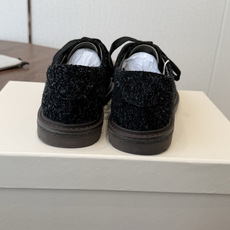 Brunello Cucinelli 26ss 秋冬新款复古乐福鞋‼ BC是意大利知名品牌,极简主义风格,纯手工串联珠链 Brunello Cucinelli 26ss 秋冬新款复古乐福鞋‼ BC是意大利知名品牌,极简主义风格,纯手工串联珠链