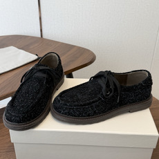 Brunello Cucinelli 26ss 秋冬新款复古乐福鞋‼ BC是意大利知名品牌,极简主义风格,纯手工串联珠链 Brunello Cucinelli 26ss 秋冬新款复古乐福鞋‼ BC是意大利知名品牌,极简主义风格,纯手工串联珠链