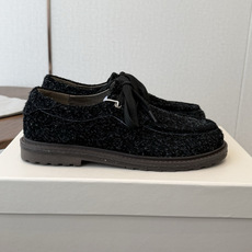 Brunello Cucinelli 26ss 秋冬新款复古乐福鞋‼ BC是意大利知名品牌,极简主义风格,纯手工串联珠链 Brunello Cucinelli 26ss 秋冬新款复古乐福鞋‼ BC是意大利知名品牌,极简主义风格,纯手工串联珠链