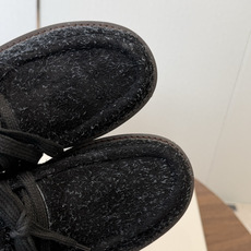 Brunello Cucinelli 26ss 秋冬新款复古乐福鞋‼ BC是意大利知名品牌,极简主义风格,纯手工串联珠链 Brunello Cucinelli 26ss 秋冬新款复古乐福鞋‼ BC是意大利知名品牌,极简主义风格,纯手工串联珠链