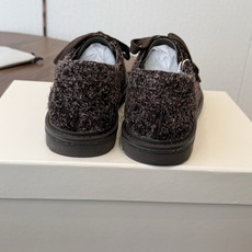 Brunello Cucinelli 26ss 秋冬新款复古乐福鞋‼ BC是意大利知名品牌,极简主义风格,纯手工串联珠链 Brunello Cucinelli 26ss 秋冬新款复古乐福鞋‼ BC是意大利知名品牌,极简主义风格,纯手工串联珠链