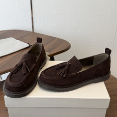 Brunello Cucinelli 26ss 秋冬新款复古乐福鞋‼ BC是意大利知名品牌,极简主义风格,纯手工串联珠链 Brunello Cucinelli 26ss 秋冬新款复古乐福鞋‼ BC是意大利知名品牌,极简主义风格,纯手工串联珠链