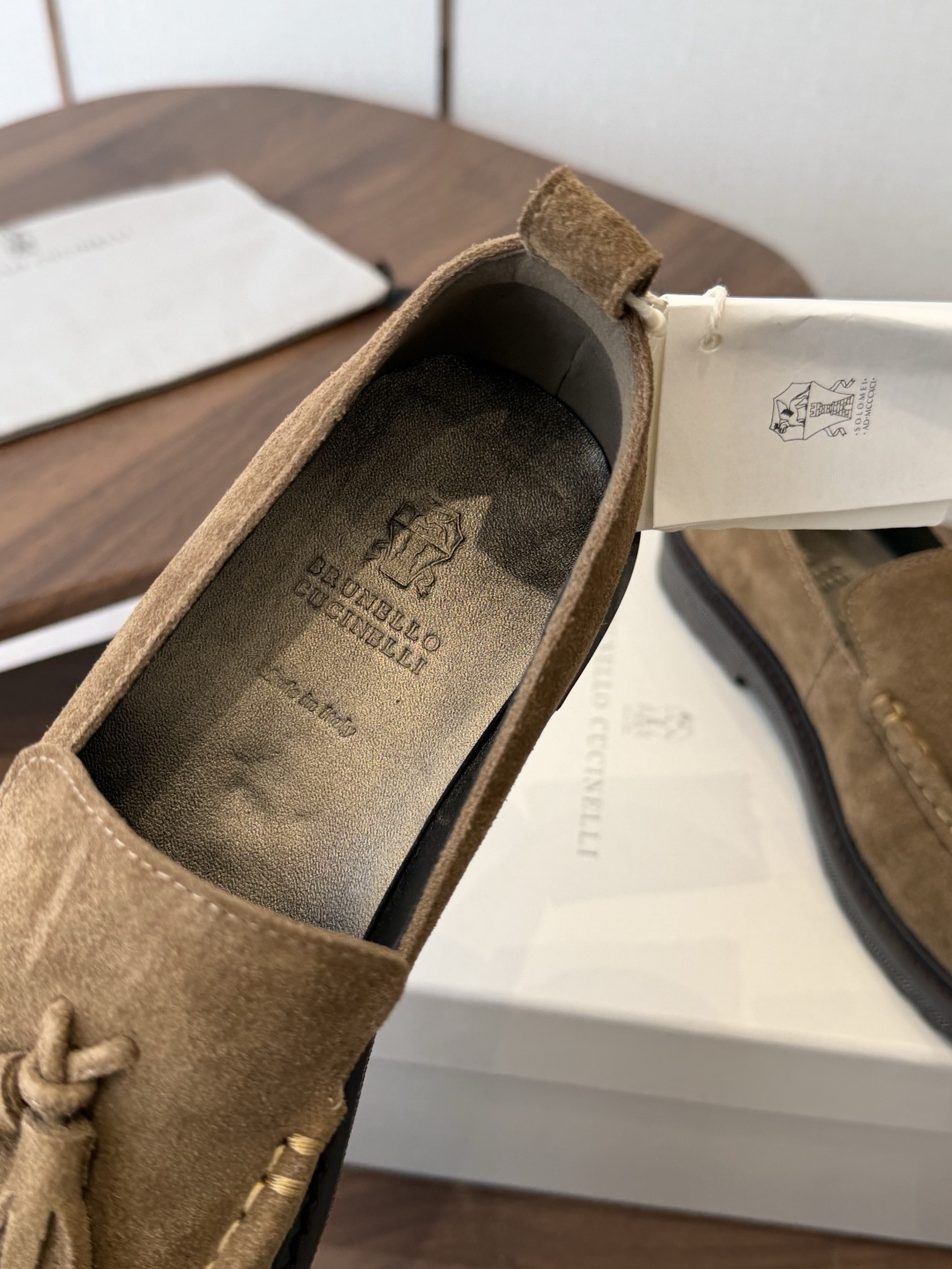 Brunello Cucinelli 26ss 秋冬新款复古乐福鞋‼ BC是意大利知名品牌，极简主义风格，纯手工串联珠链