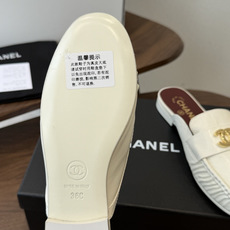 Chanel 26ss 小香 新款 半拖 凉鞋鞋春夏香家必备爆款 女神系列,拥有香家特色优雅名媛气质,超级耐看,让人无法 Chanel 26ss 小香 新款 半拖 凉鞋鞋春夏香家必备爆款 女神系列,拥有香家特色优雅名媛气质,超级耐看,让人无法
