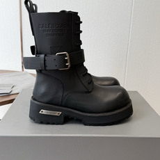 (脚偏瘦可选小一码) Balenciaga巴黎世家26FW毒液 战损靴 毒液靴 ~ 暗黑机能风!时尚宠儿大将!出门炸街 (脚偏瘦可选小一码) Balenciaga巴黎世家26FW毒液 战损靴 毒液靴 ~ 暗黑机能风!时尚宠儿大将!出门炸街