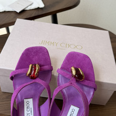 莞产Jimmy Choo26ss夏季新款彩宝夹趾猫跟凉拖 这款夹趾高跟凉拖凭借精致彩宝配饰打造轻奢氛围感,方头搭配纤细夹 莞产Jimmy Choo26ss夏季新款彩宝夹趾猫跟凉拖 这款夹趾高跟凉拖凭借精致彩宝配饰打造轻奢氛围感,方头搭配纤细夹