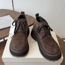 BRUNELLO CUCINELLI 新款马丁靴 不用多说!超级有范的一款靴子女孩子穿起来不要太酷,走在街上保证回头率蹭 BRUNELLO CUCINELLI 新款马丁靴 不用多说!超级有范的一款靴子女孩子穿起来不要太酷,走在街上保证回头率蹭