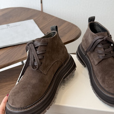 BRUNELLO CUCINELLI 新款马丁靴 不用多说!超级有范的一款靴子女孩子穿起来不要太酷,走在街上保证回头率蹭 BRUNELLO CUCINELLI 新款马丁靴 不用多说!超级有范的一款靴子女孩子穿起来不要太酷,走在街上保证回头率蹭