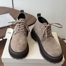 BRUNELLO CUCINELLI 新款马丁靴 不用多说!超级有范的一款靴子女孩子穿起来不要太酷,走在街上保证回头率蹭 BRUNELLO CUCINELLI 新款马丁靴 不用多说!超级有范的一款靴子女孩子穿起来不要太酷,走在街上保证回头率蹭