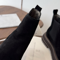 BRUNELLO CUCINELLI 新款马丁靴 不用多说!超级有范的一款靴子女孩子穿起来不要太酷,走在街上保证回头率蹭 BRUNELLO CUCINELLI 新款马丁靴 不用多说!超级有范的一款靴子女孩子穿起来不要太酷,走在街上保证回头率蹭