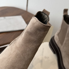 BRUNELLO CUCINELLI 新款马丁靴 不用多说!超级有范的一款靴子女孩子穿起来不要太酷,走在街上保证回头率蹭 BRUNELLO CUCINELLI 新款马丁靴 不用多说!超级有范的一款靴子女孩子穿起来不要太酷,走在街上保证回头率蹭