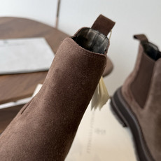 BRUNELLO CUCINELLI 新款马丁靴 不用多说!超级有范的一款靴子女孩子穿起来不要太酷,走在街上保证回头率蹭 BRUNELLO CUCINELLI 新款马丁靴 不用多说!超级有范的一款靴子女孩子穿起来不要太酷,走在街上保证回头率蹭