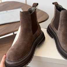 BRUNELLO CUCINELLI 新款马丁靴 不用多说!超级有范的一款靴子女孩子穿起来不要太酷,走在街上保证回头率蹭 BRUNELLO CUCINELLI 新款马丁靴 不用多说!超级有范的一款靴子女孩子穿起来不要太酷,走在街上保证回头率蹭