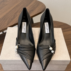 Jimmy Choo 26ss 春夏 系列JC新款 高跟凉鞋 模糊鞋履与珠宝配饰之间的界线 鲜明 Jimmy Choo Jimmy Choo 26ss 春夏 系列JC新款 高跟凉鞋 模糊鞋履与珠宝配饰之间的界线 鲜明 Jimmy Choo
