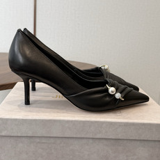 Jimmy Choo 26ss 春夏 系列JC新款 高跟凉鞋 模糊鞋履与珠宝配饰之间的界线 鲜明 Jimmy Choo Jimmy Choo 26ss 春夏 系列JC新款 高跟凉鞋 模糊鞋履与珠宝配饰之间的界线 鲜明 Jimmy Choo