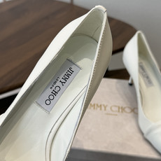 Jimmy Choo 26ss 春夏 系列JC新款 高跟凉鞋 模糊鞋履与珠宝配饰之间的界线 鲜明 Jimmy Choo Jimmy Choo 26ss 春夏 系列JC新款 高跟凉鞋 模糊鞋履与珠宝配饰之间的界线 鲜明 Jimmy Choo