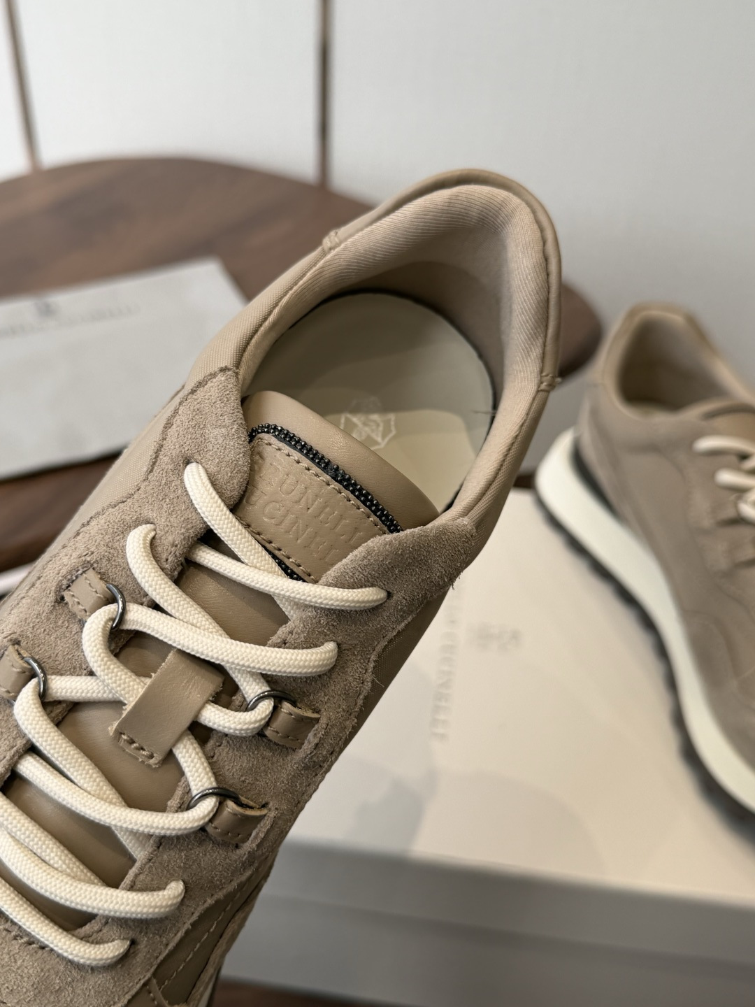 Brunello Cucinelli 26ss最新 Bc 系带 休闲鞋 鞋面进口麂皮/进口牛皮 内里进口羊毛 0.5 Brunello Cucinelli 26ss最新 Bc 系带 休闲鞋 鞋面进口麂皮/进口牛皮 内里进口羊毛 0.5