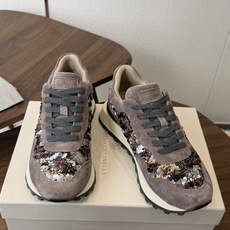 Brunello Cucinelli 女士镶珠装饰休闲运动鞋BC新款秋冬新品女士条纹麂皮运动鞋:羊皮垫.装饰镶珠运动鞋) Brunello Cucinelli 女士镶珠装饰休闲运动鞋BC新款秋冬新品女士条纹麂皮运动鞋:羊皮垫.装饰镶珠运动鞋)