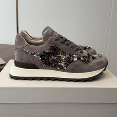 Brunello Cucinelli 女士镶珠装饰休闲运动鞋BC新款秋冬新品女士条纹麂皮运动鞋:羊皮垫.装饰镶珠运动鞋) Brunello Cucinelli 女士镶珠装饰休闲运动鞋BC新款秋冬新品女士条纹麂皮运动鞋:羊皮垫.装饰镶珠运动鞋)