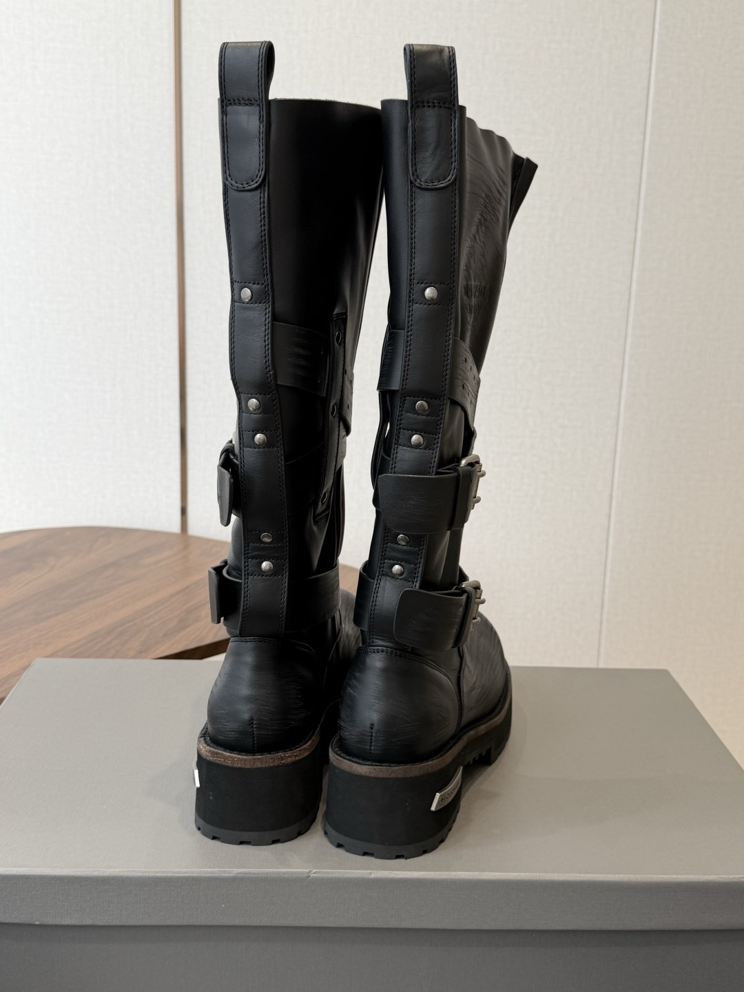 男士+30巴黎世家26 Fall pre-order New Balenciaga FW26 Venom Boots 男士+30巴黎世家26 Fall pre-order New Balenciaga FW26 Venom Boots
