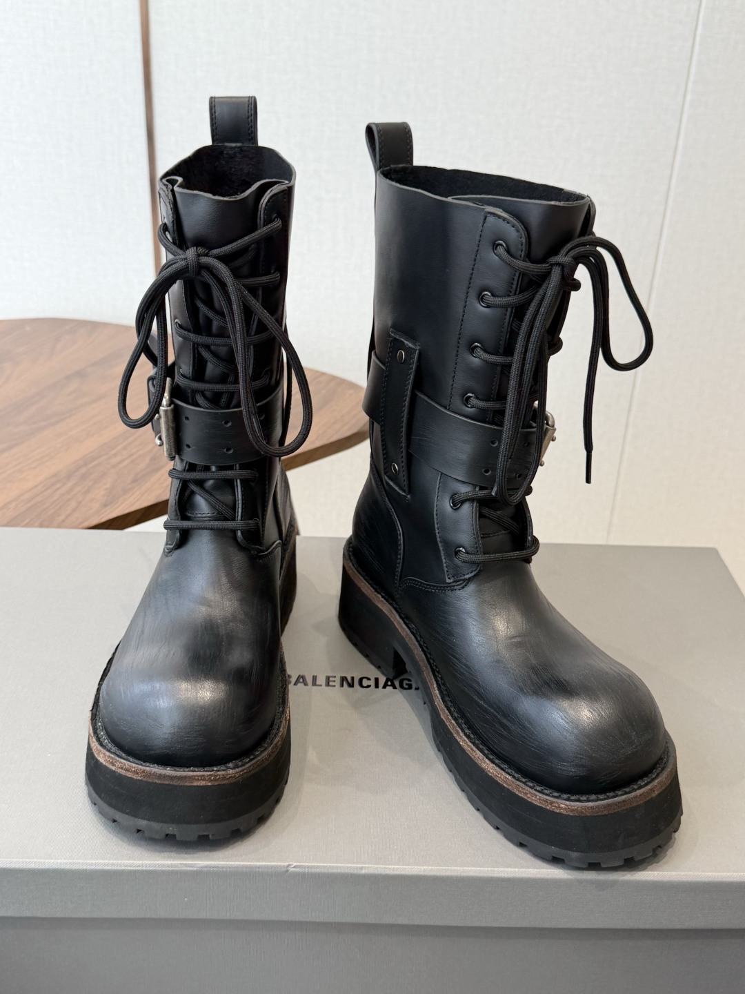 男士+30巴黎世家26 Fall pre-order New Balenciaga FW26 Venom Boots 男士+30巴黎世家26 Fall pre-order New Balenciaga FW26 Venom Boots