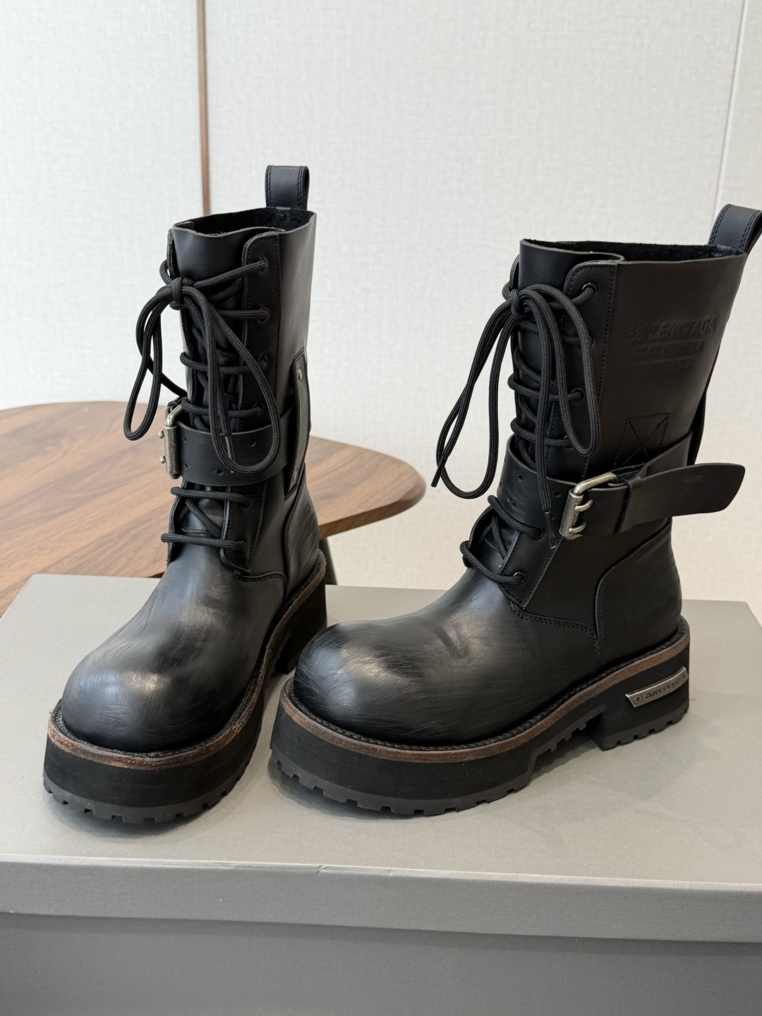 男士+30巴黎世家26 Fall pre-order New Balenciaga FW26 Venom Boots 男士+30巴黎世家26 Fall pre-order New Balenciaga FW26 Venom Boots