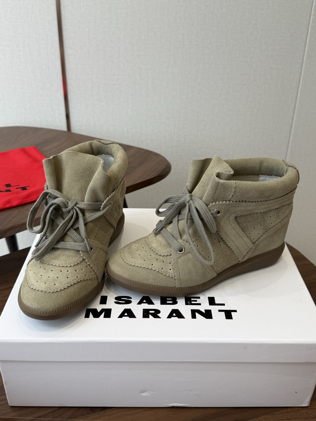 ISABEL MARANT 伊莎贝尔26ss款秋冬新款 INS网红博主热推！一双简单又不失高级的靴子... 原版1:1复