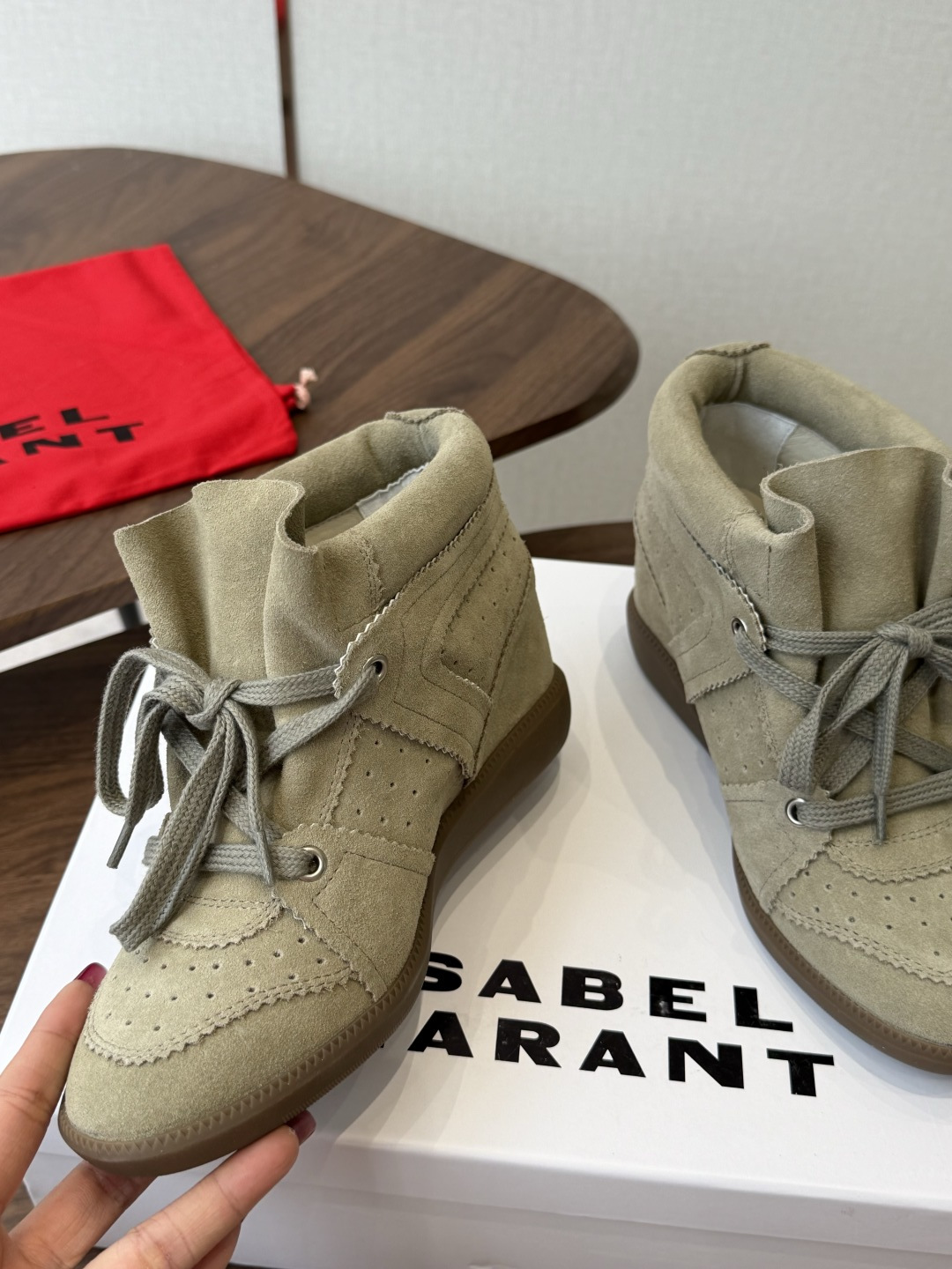 ISABEL MARANT 伊莎贝尔26ss款秋冬新款 INS网红博主热推！一双简单又不失高级的靴子... 原版1:1复