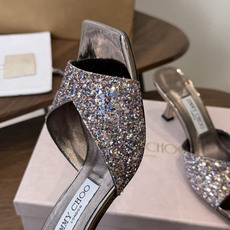 莞产水晶钻 拖鞋Jimmy Choo 26ss经典款 重逢惊艳 优雅邂逅 碰撞之美 时尚国外博主同款街拍推荐 造型大胆别 莞产水晶钻 拖鞋Jimmy Choo 26ss经典款 重逢惊艳 优雅邂逅 碰撞之美 时尚国外博主同款街拍推荐 造型大胆别