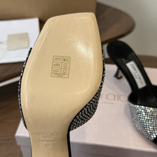 莞产水晶钻 拖鞋Jimmy Choo 26ss经典款 重逢惊艳 优雅邂逅 碰撞之美 时尚国外博主同款街拍推荐 造型大胆别 莞产水晶钻 拖鞋Jimmy Choo 26ss经典款 重逢惊艳 优雅邂逅 碰撞之美 时尚国外博主同款街拍推荐 造型大胆别