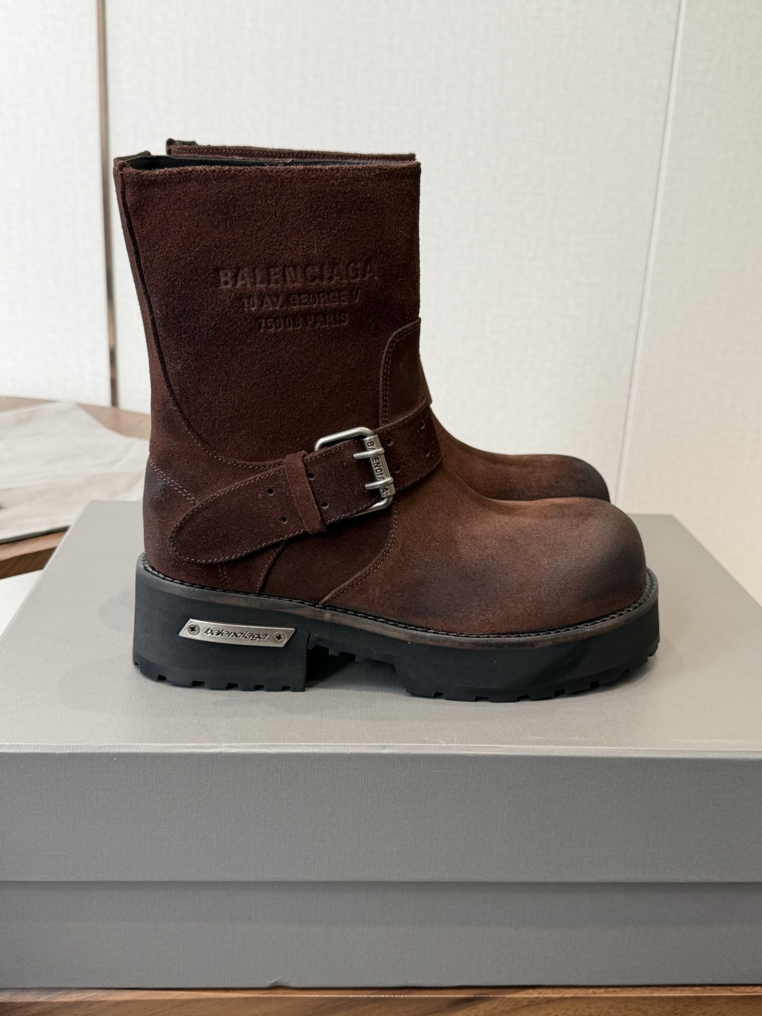 (脚偏瘦可选小一码) Balenciaga巴黎世家26FW毒液 战损靴 毒液靴 ~ 暗黑机能风!时尚宠儿大将!出门炸街 (脚偏瘦可选小一码) Balenciaga巴黎世家26FW毒液 战损靴 毒液靴 ~ 暗黑机能风!时尚宠儿大将!出门炸街